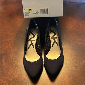Anne Klein Sport NWT Elegant Navy Women's Shoes